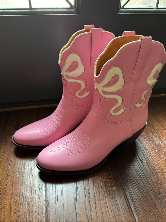 Shoes - Women's Pink Western Cowboy Boots - Leather Fashion Boots
